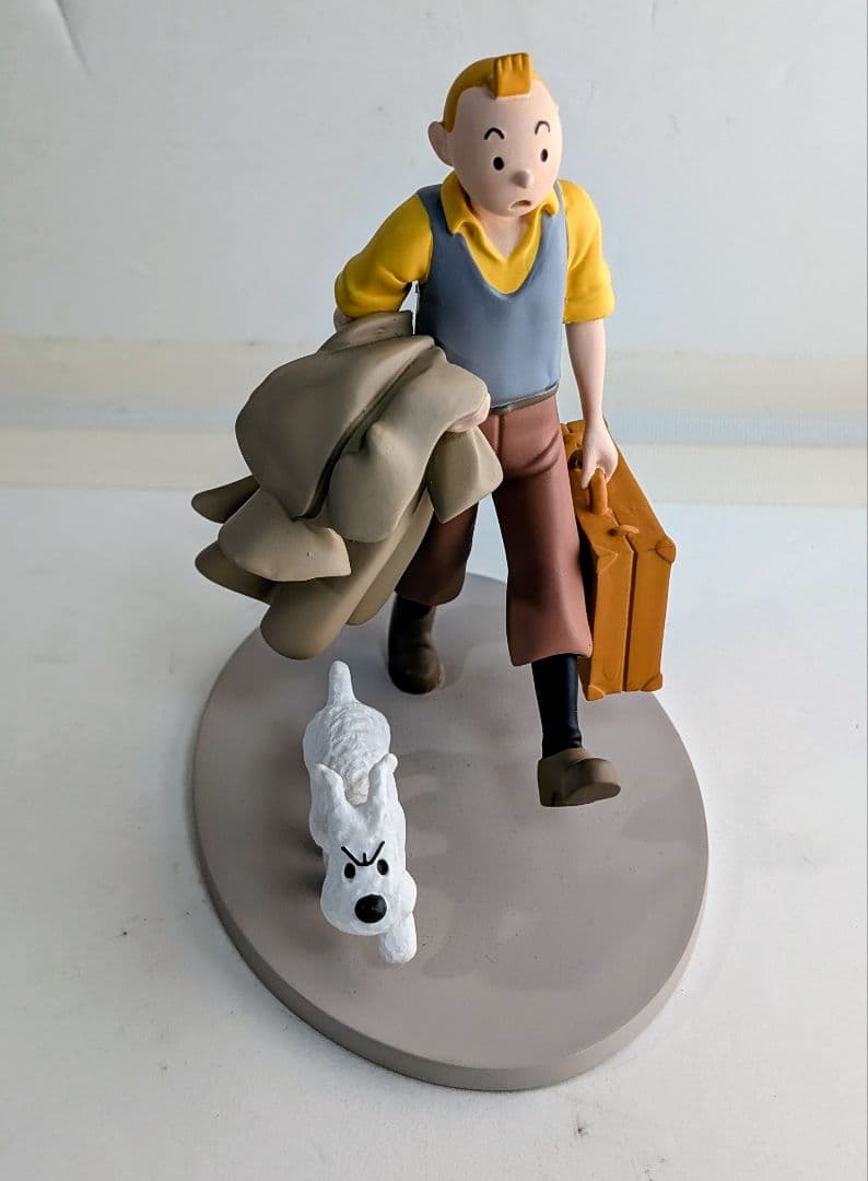 〈タンタンの冒険TINTIN&Yレジンフィギュアモデル フランス製〉