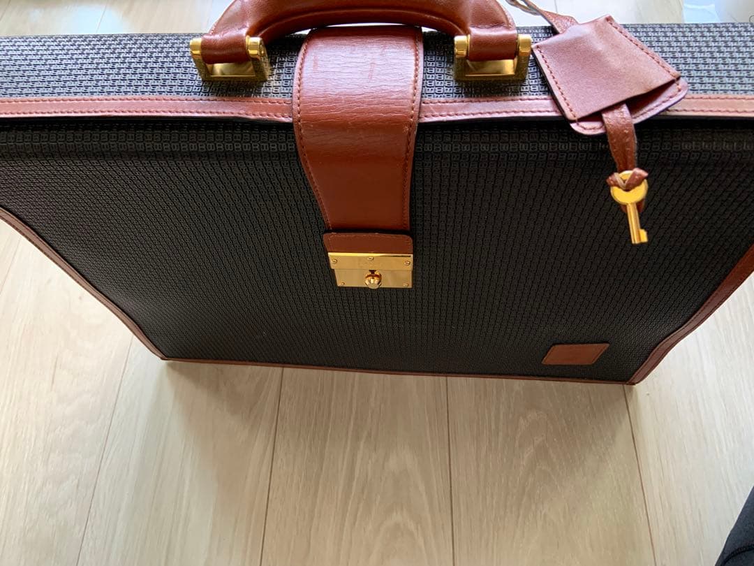 値下げVINTAGE オールドバリーレトロ鍵付ブリーフケースOLD BALLY