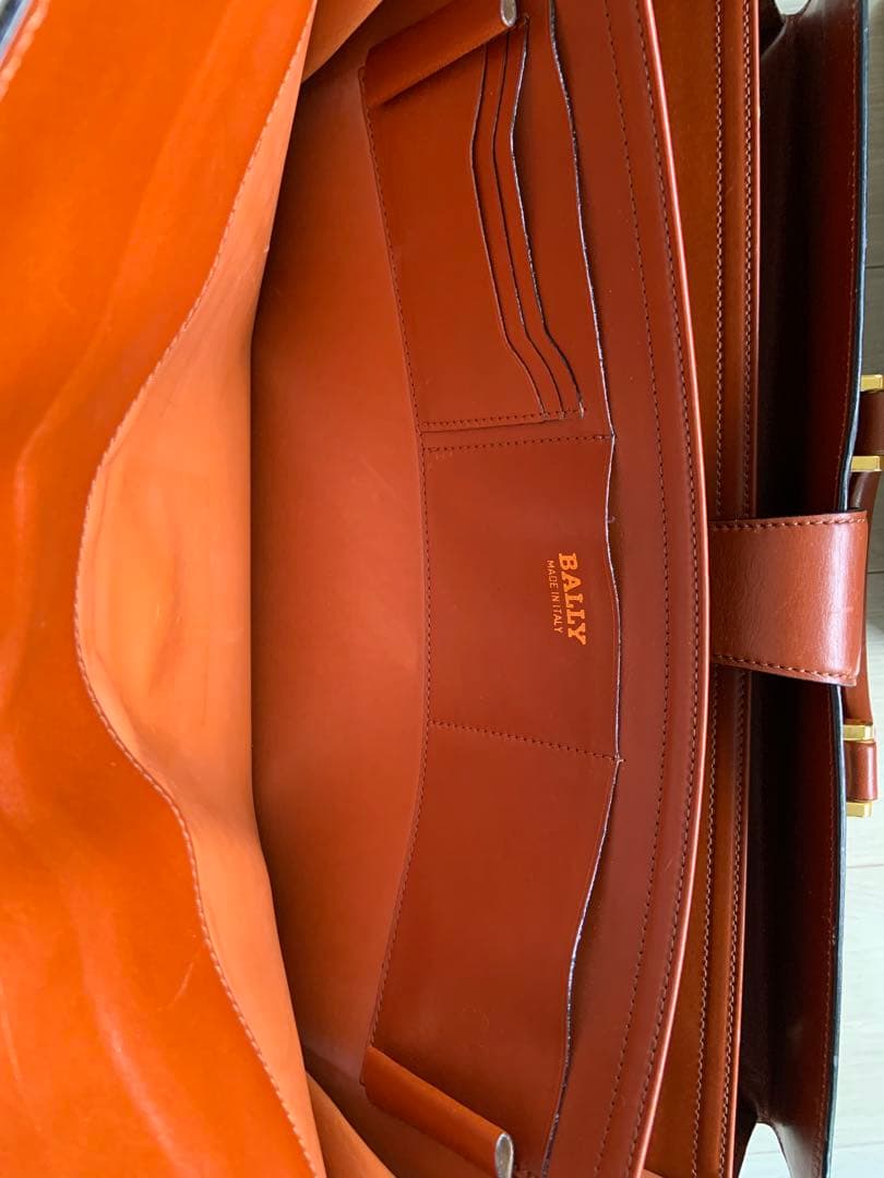 値下げVINTAGE オールドバリーレトロ鍵付ブリーフケースOLD BALLY