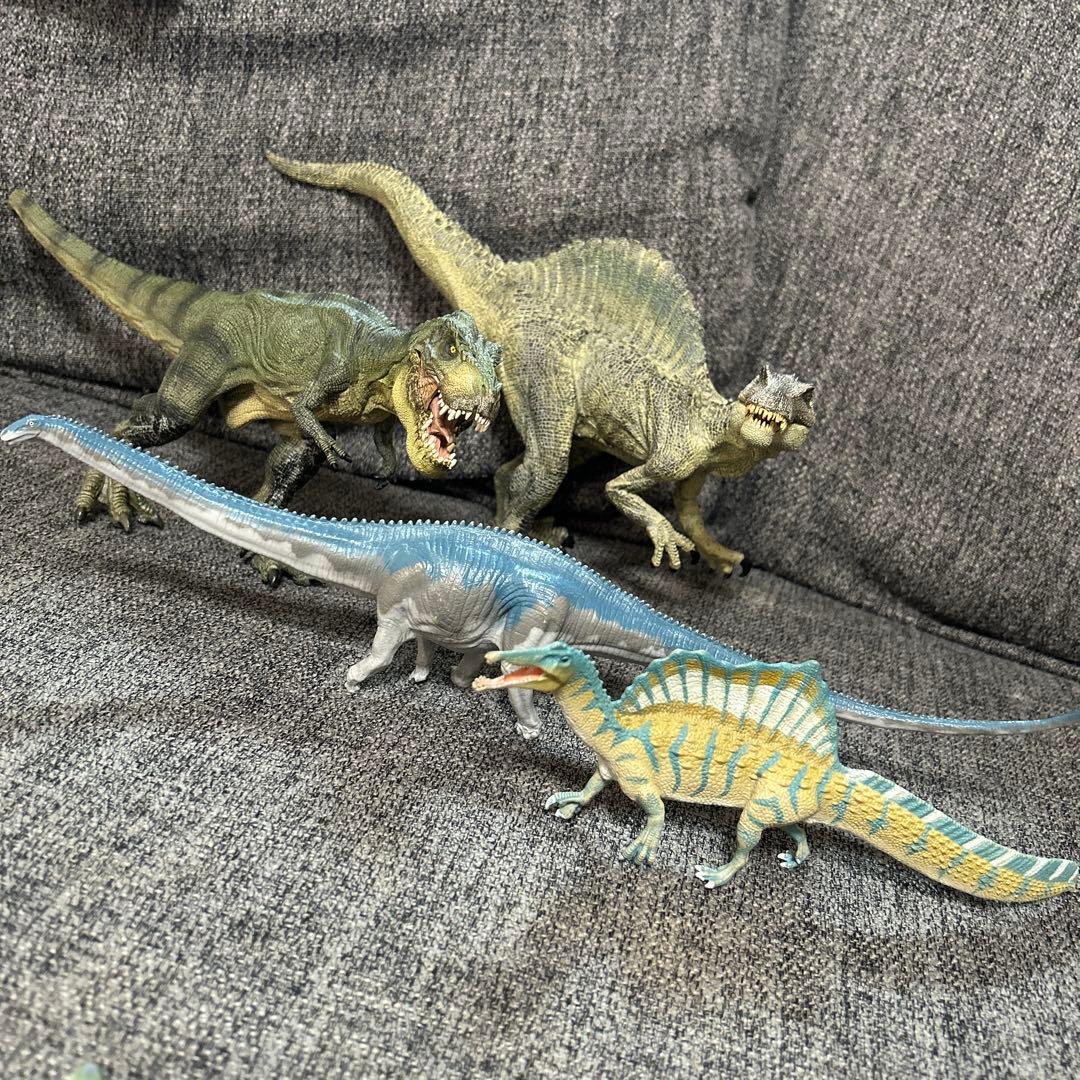 アニア等　フィギュアなど大量まとめ売り