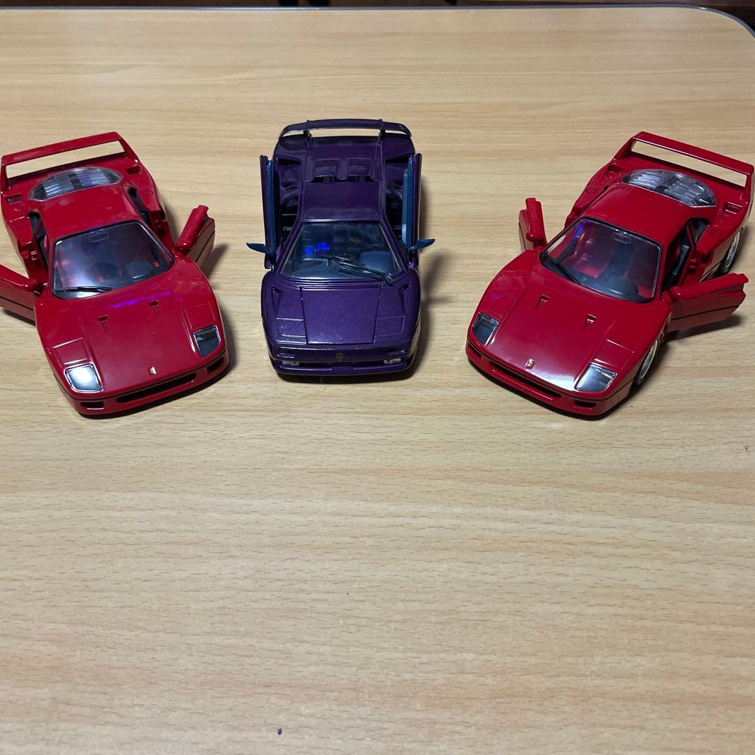 フェラーリ　1/24 ミニカー