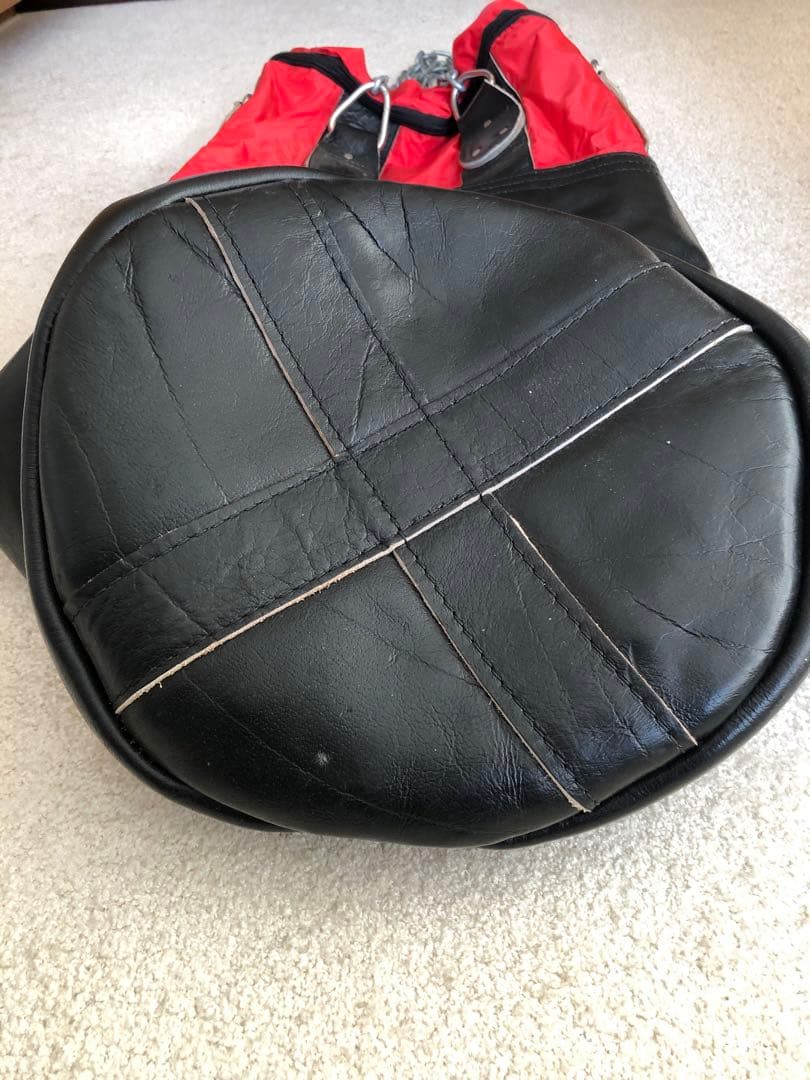 サンドバッグ ツインズ TWINS 本革 Made In Thailand