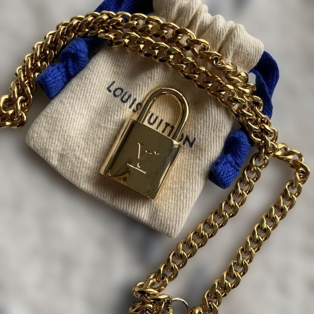 LOUISVUITTON南京錠　　喜平ネックレスチェーンお探しの方にも