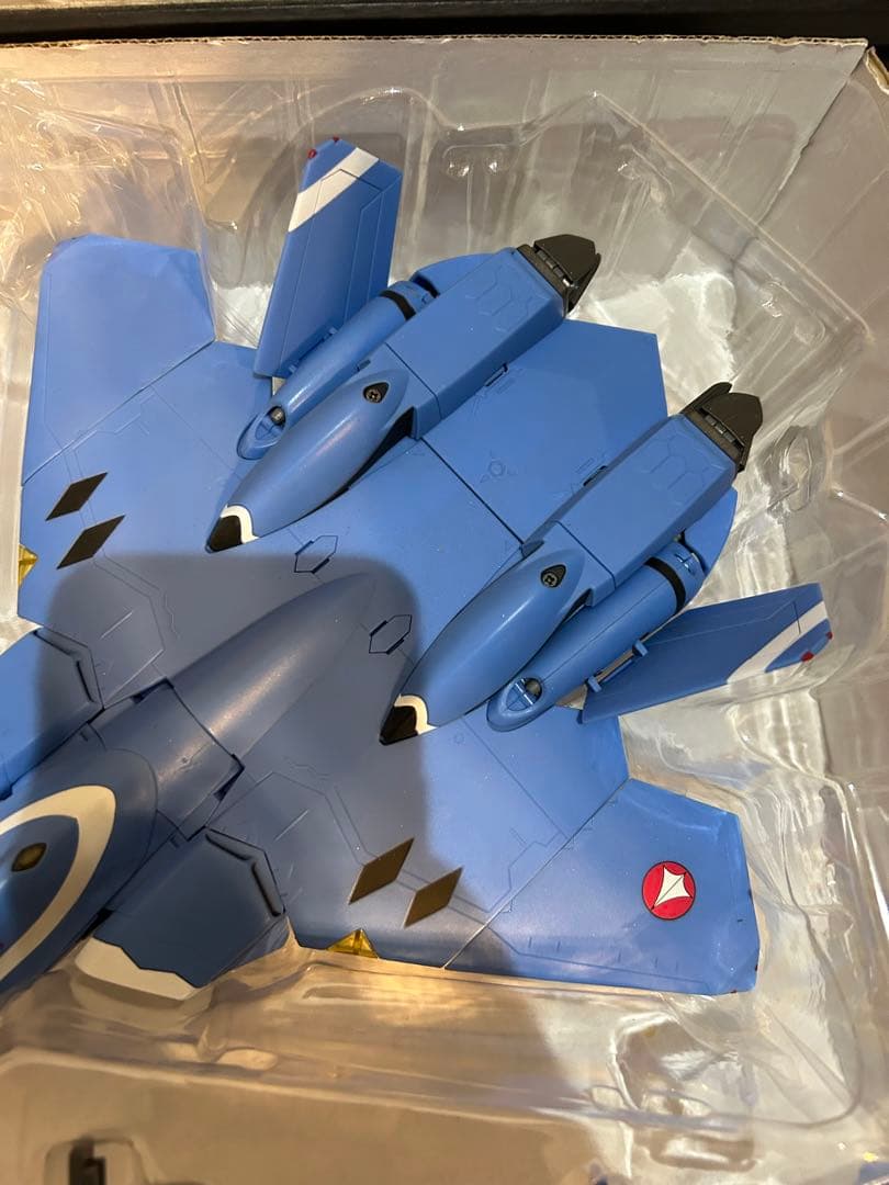 【未使用品】マクロス VF-22S 完全変形 1/60