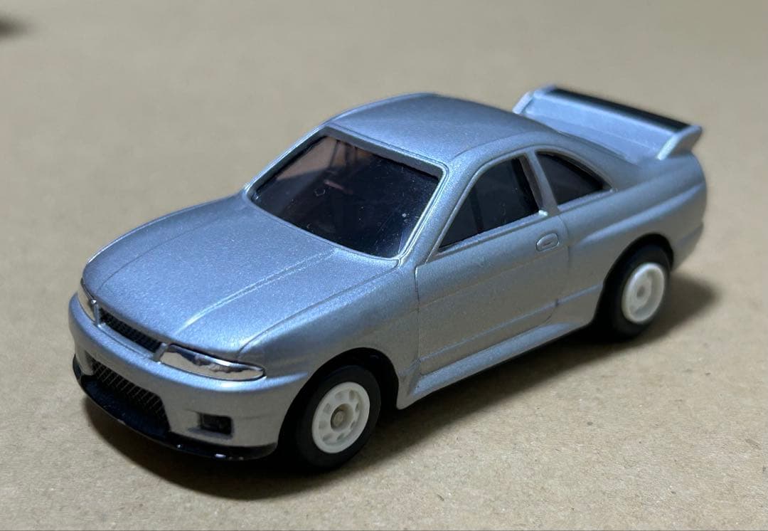 B/Oトミカ ニッサン スカイラインGTR