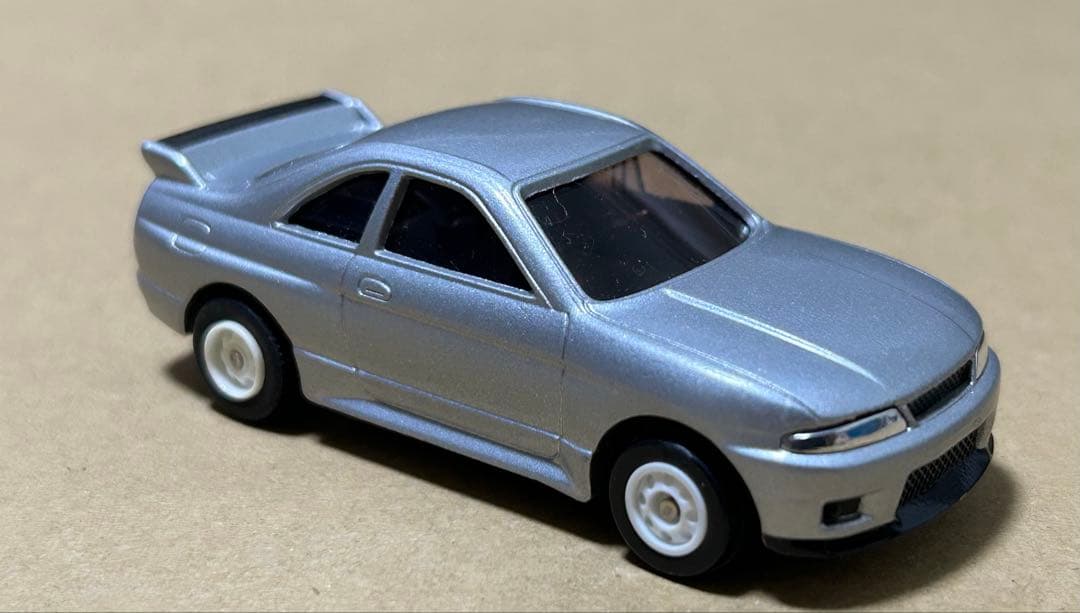 B/Oトミカ ニッサン スカイラインGTR