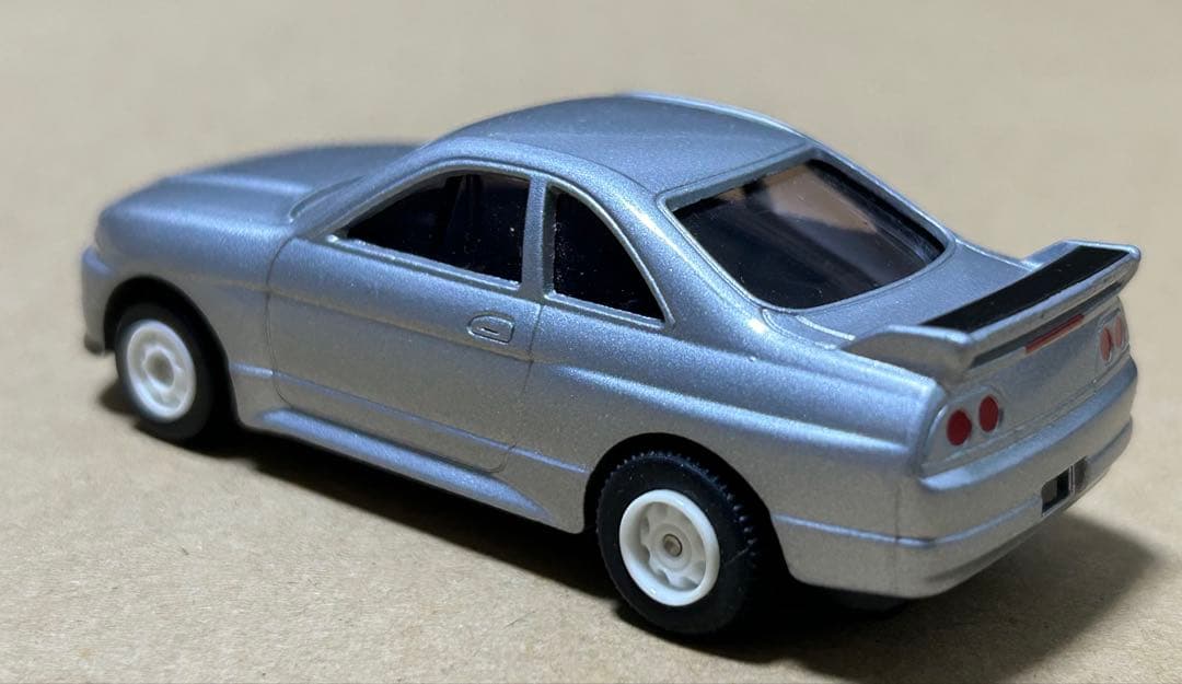 B/Oトミカ ニッサン スカイラインGTR