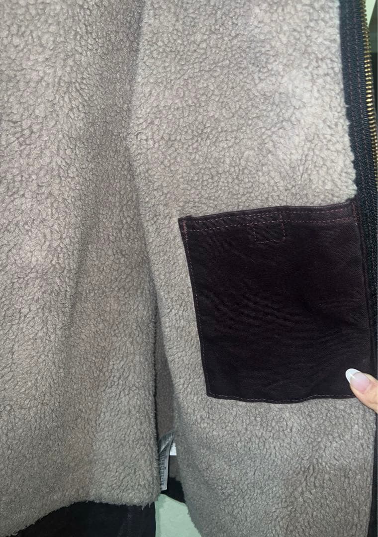 carhartt アクティブジャケット　紫