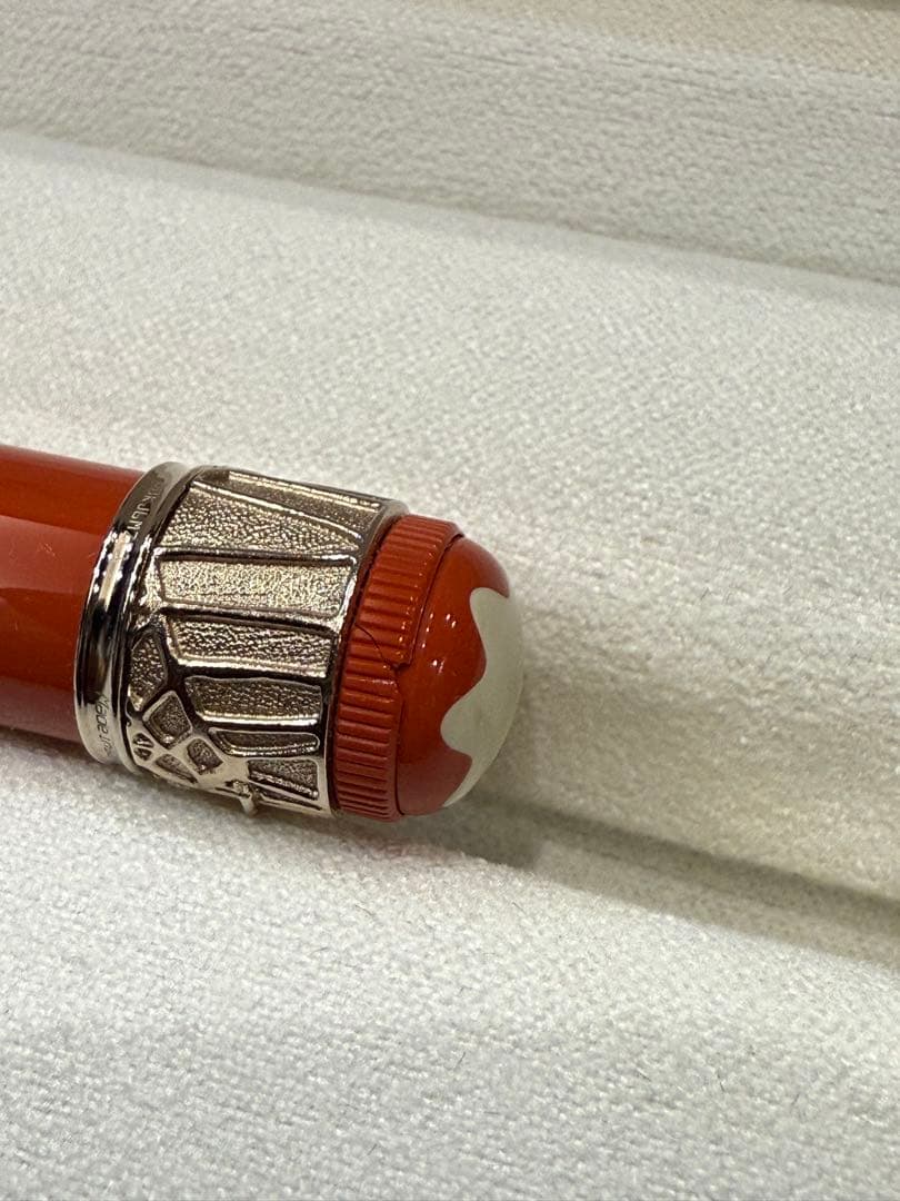 MONT BLANC 110周年記念モデル　ヘリデイジコレクション　ボールペン