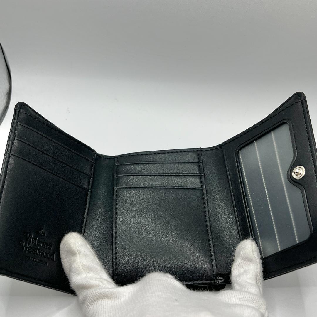 Vivienne Westwood 特価 未使用 がま口 折財布 黒 ウロコ柄