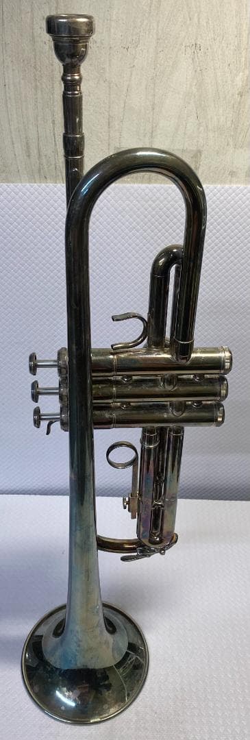 ヤマハ YAMAHA YTR-2320S シルバーラッカー トランペット 管楽器