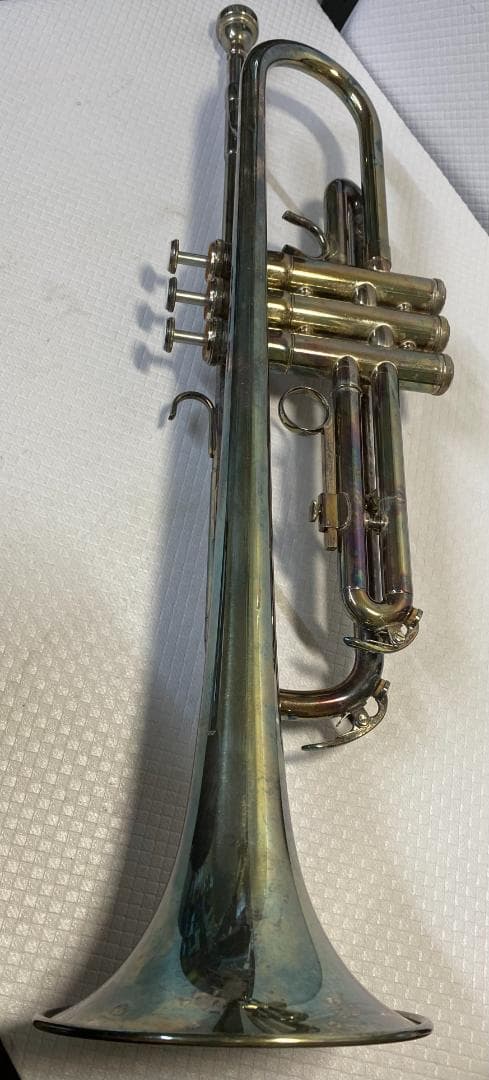 ヤマハ YAMAHA YTR-2320S シルバーラッカー トランペット 管楽器