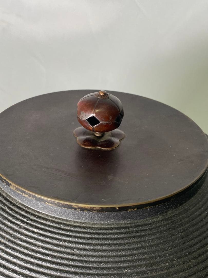 2449❣️ 茶道具 しきの釜 糸目尻張釜