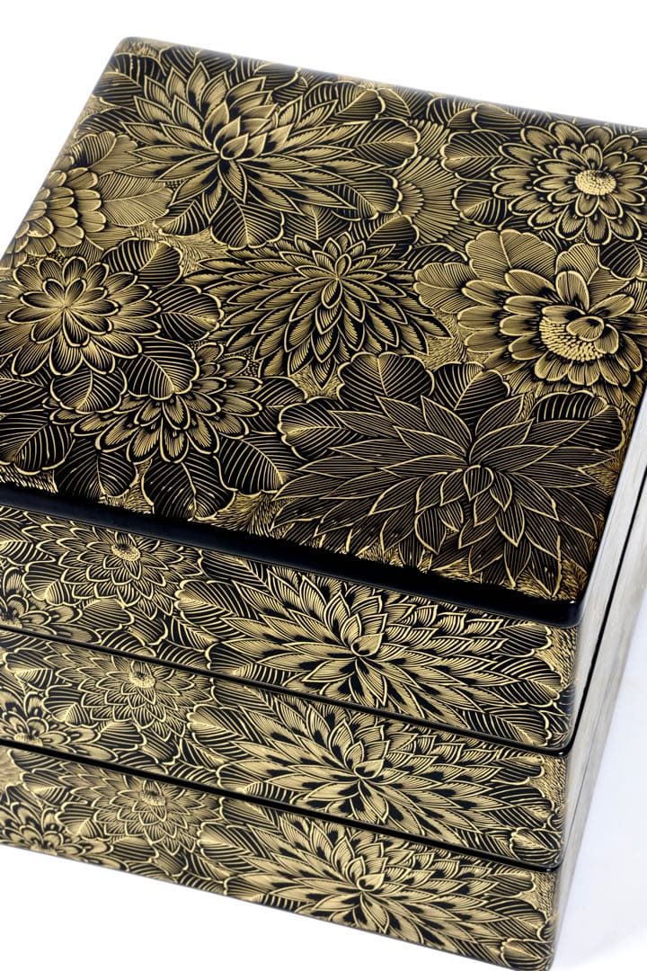 能登輪島塗【涛華堂 八井珠蔵】沈金 花尽図 三段重箱 黒漆 金蒔絵 内朱塗 共箱