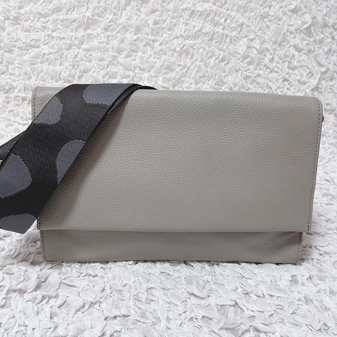 未使用級✨ear PAPILLONNER ワイドテープショルダーバッグ グレー