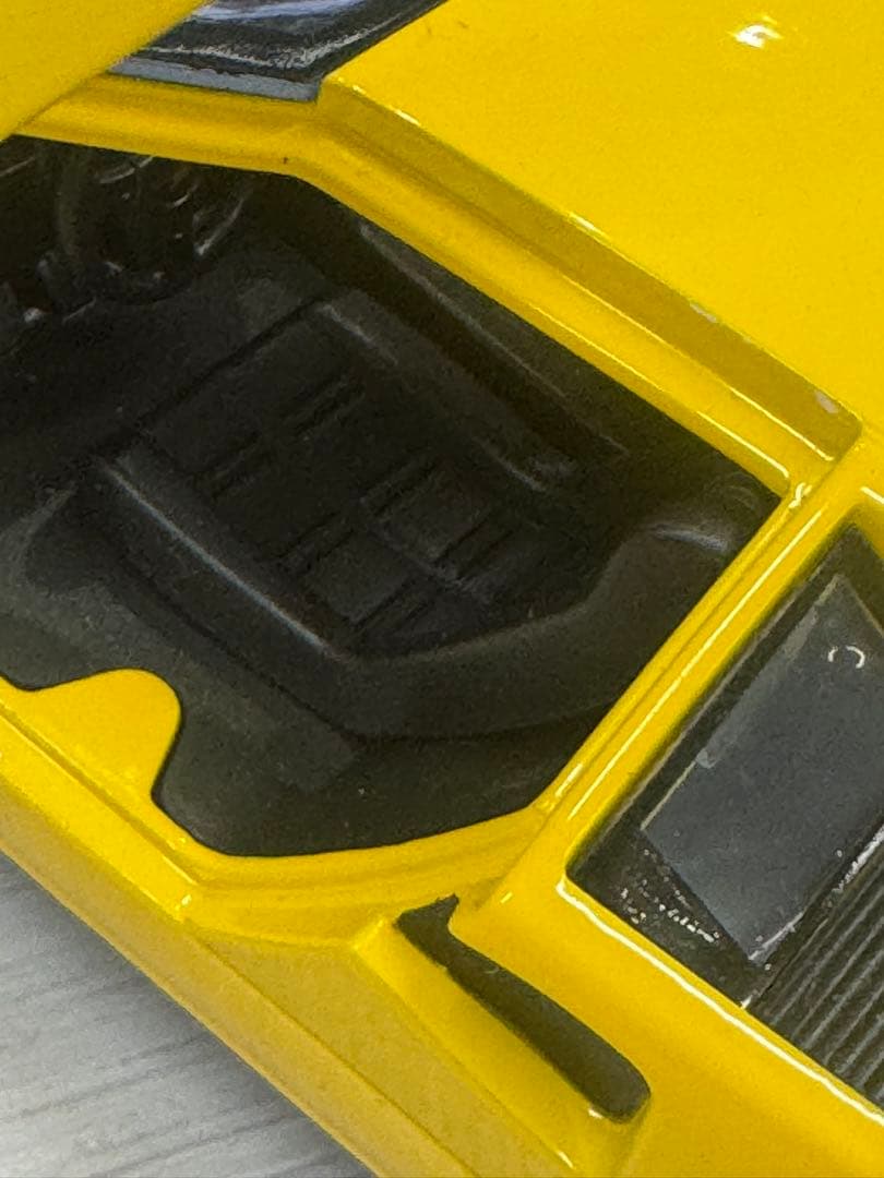 ランボルギーニ イエロー 1/24