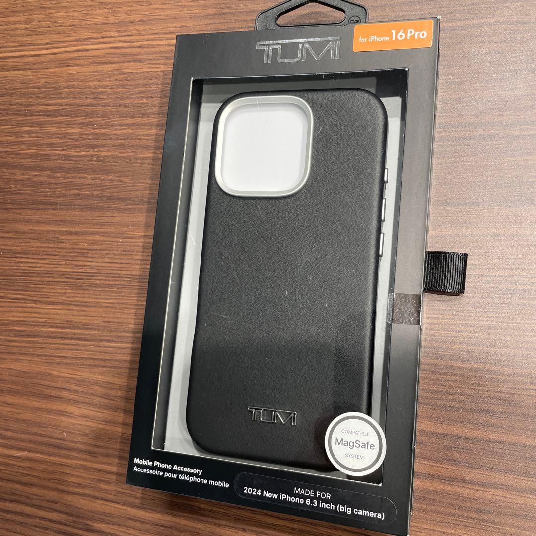 TUMI iPhone 16 Pro レザーケース ブラック