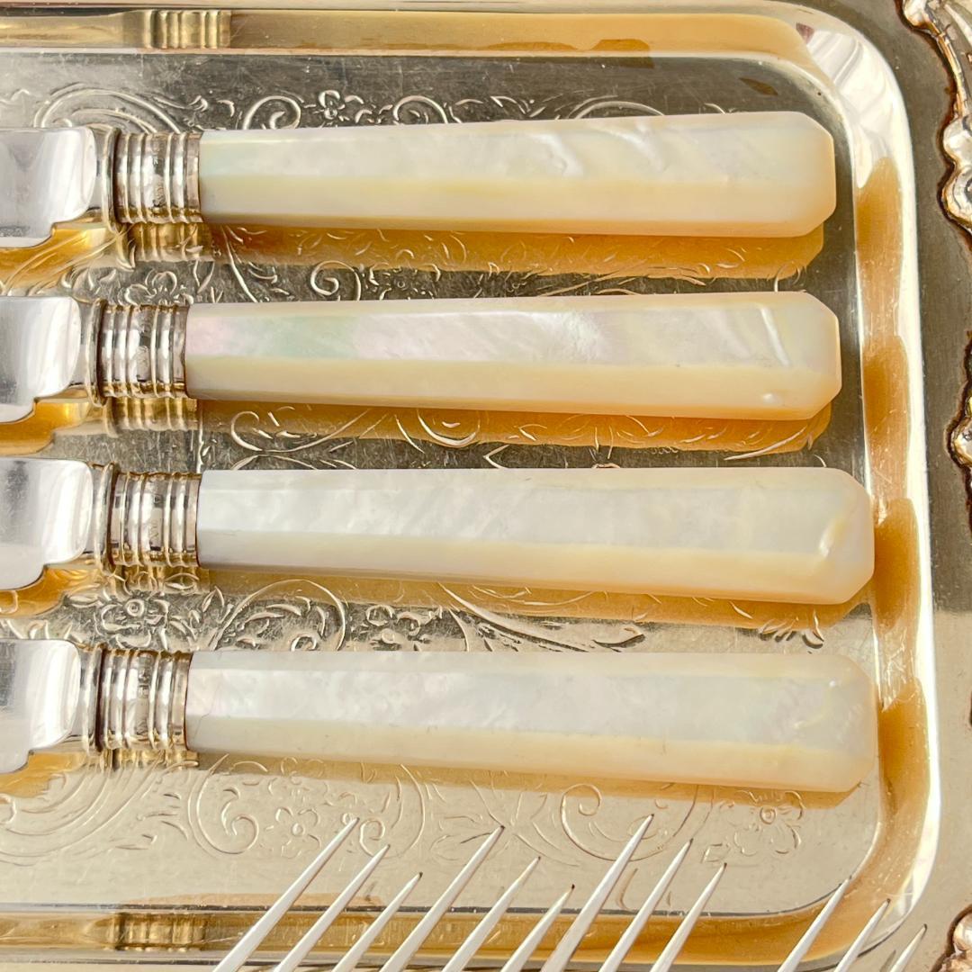 【William Yates 】【純銀継手 / 白蝶貝】アールデコ パストリー