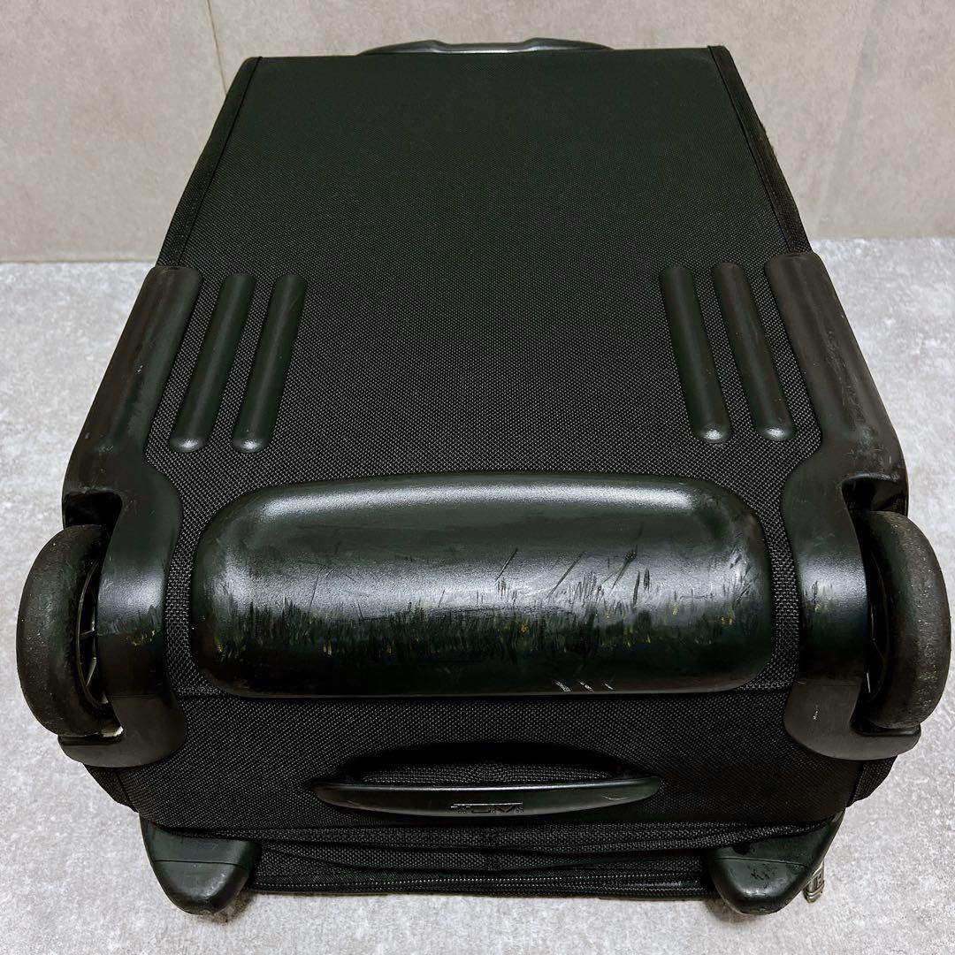 TUMI トゥミ キャリー スーツケース 機内持ち込み可能 拡張 ビジネス