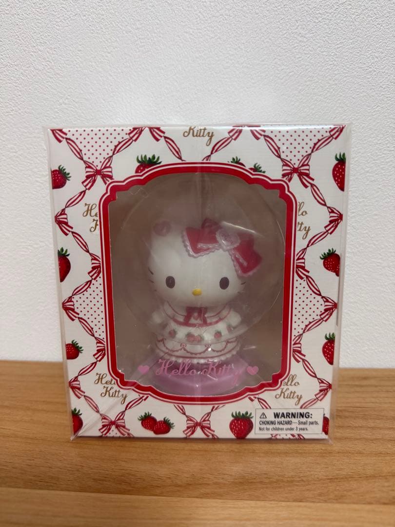 ハローキティ いちごモチーフ フィギュア