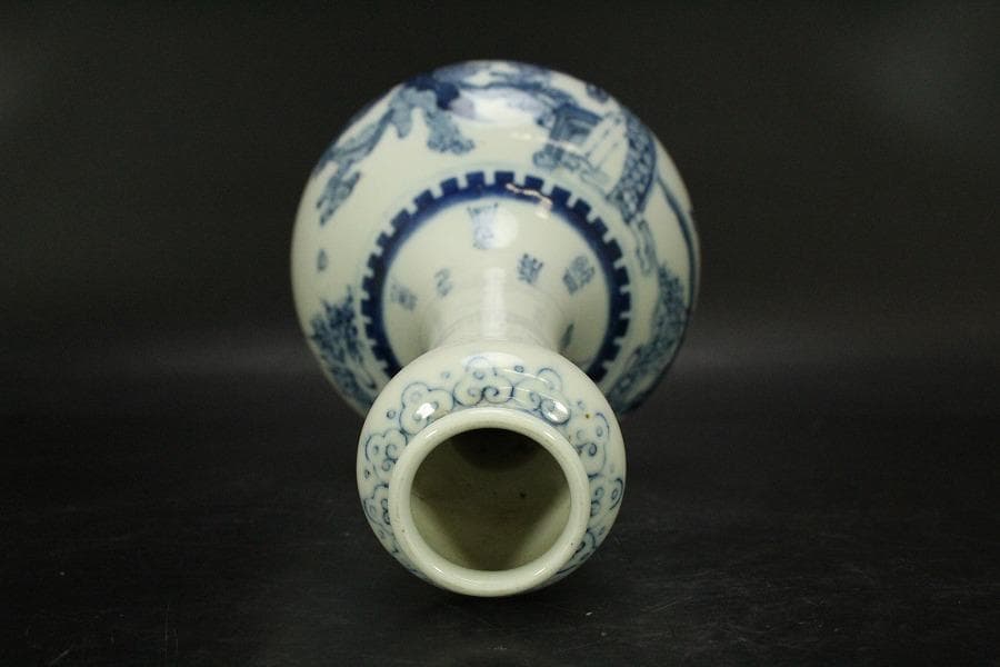 中国美術 青花 人物紋 瓶 高27cm 朗吟閣製 款(HA370)