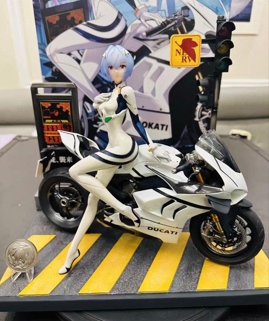 新世紀エヴァンゲリオン EVA 綾波 レイ あやなみ レイ フィギュア