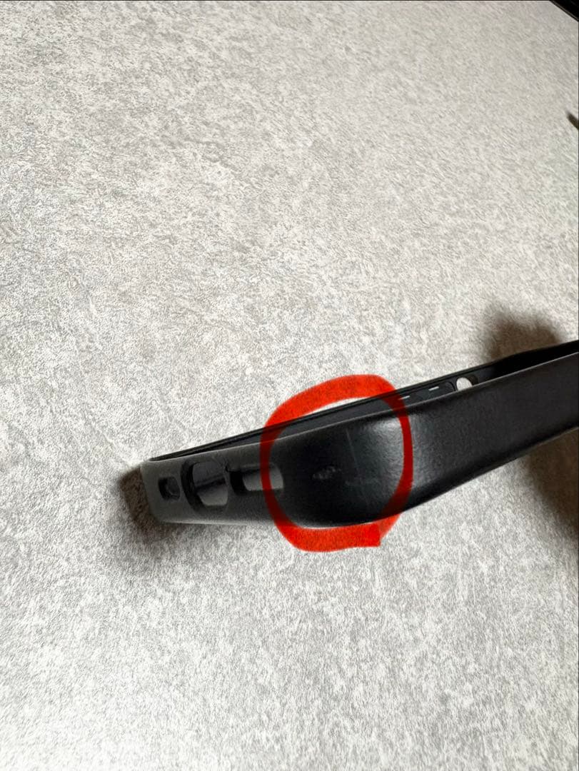 【傷・訳あり】iPhone 15 128gb 本体　黒　箱付き　ケース付き