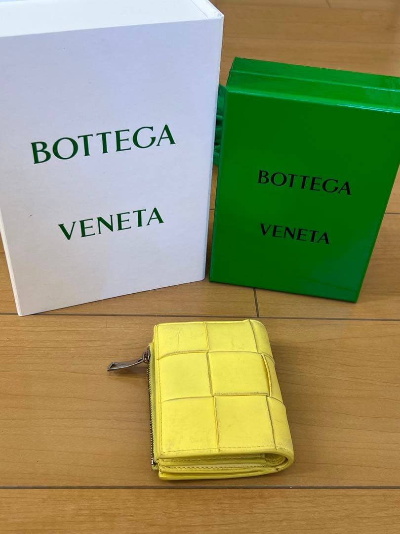 BOTTEGA VENETA イエロー 二つ折り財布