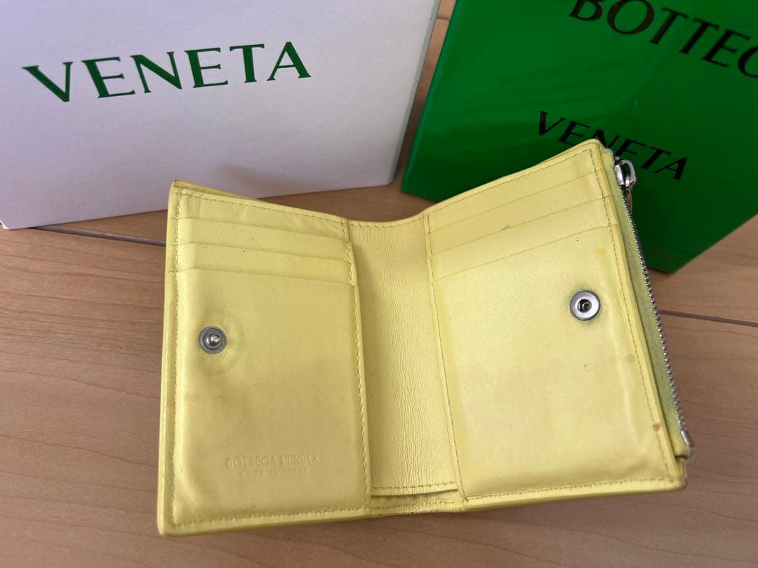 BOTTEGA VENETA イエロー 二つ折り財布