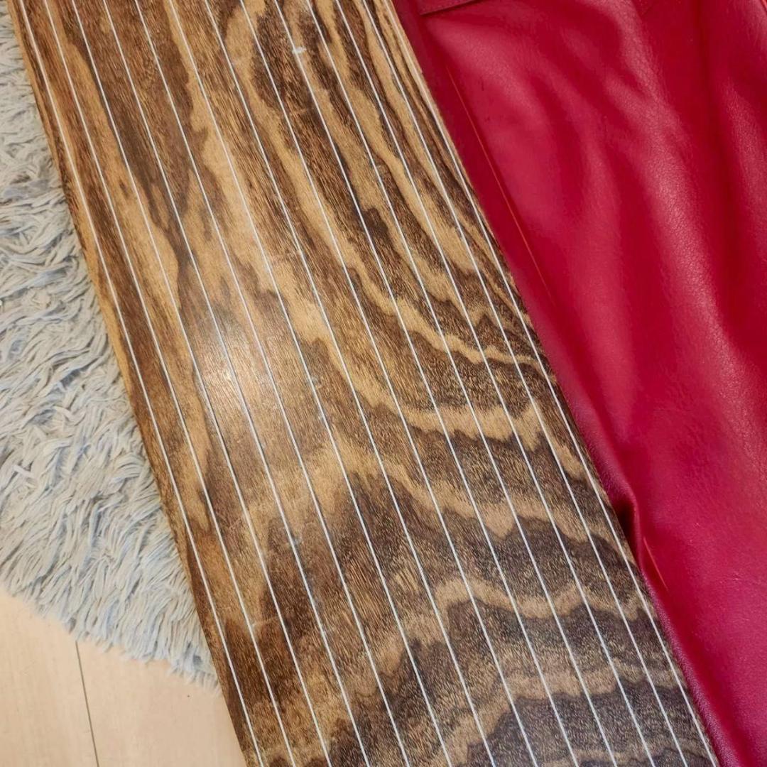 高級琴　綾杉彫り　くり甲　13弦 口前金装飾　竜舌金蒔絵