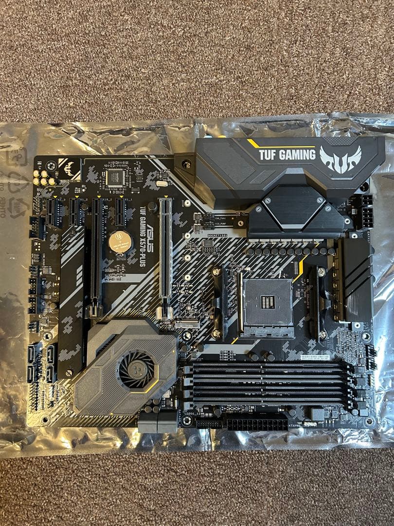 ASUS TUF GAMING X570-PLUS マザーボード（AM4）
