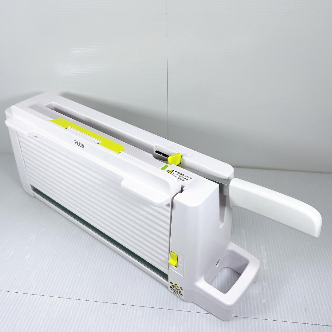 【良品✨送料無料】PLUS コンパクト　断裁機　 PK-213 プラス