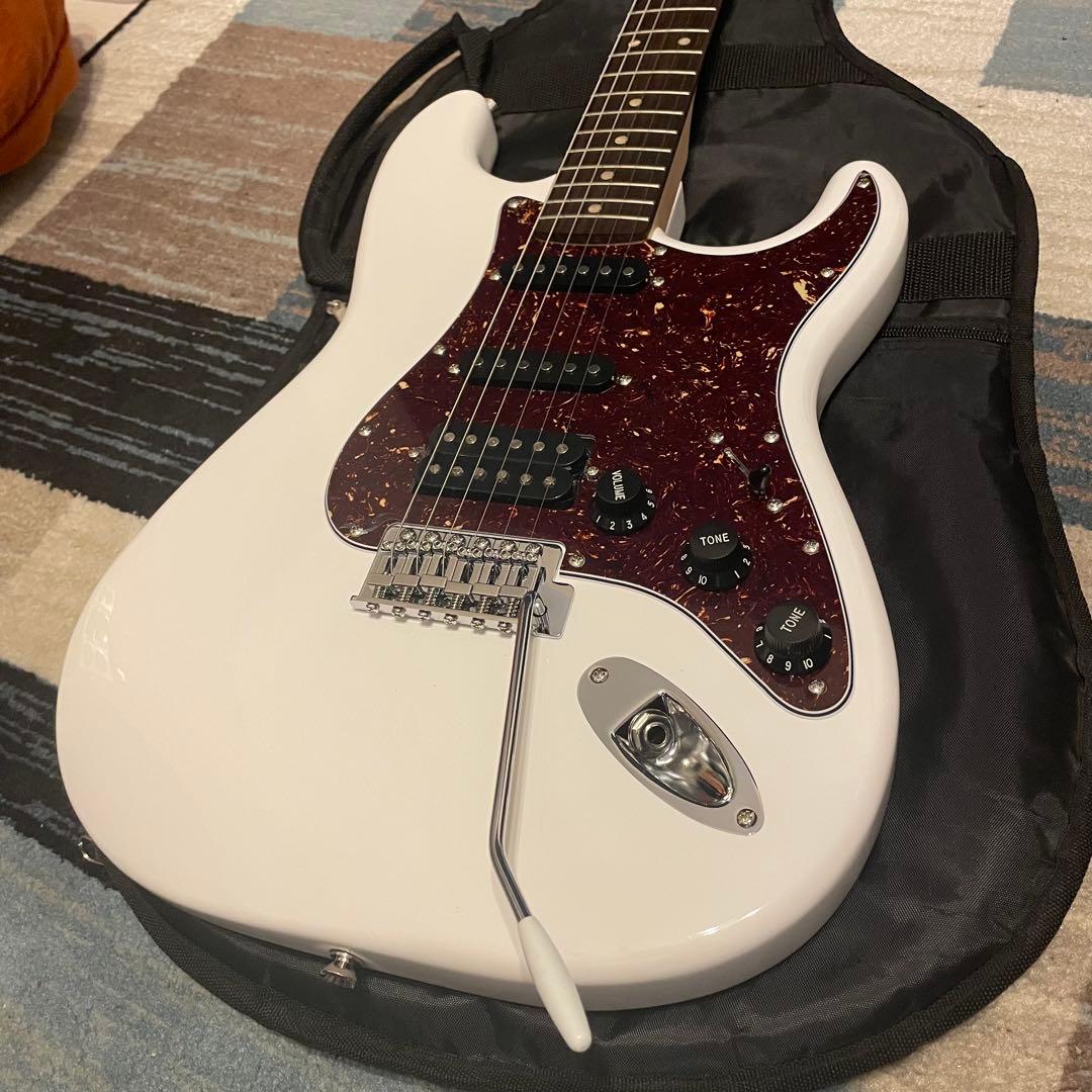 ギター Squier Fender Stratocaster Affinity HSS