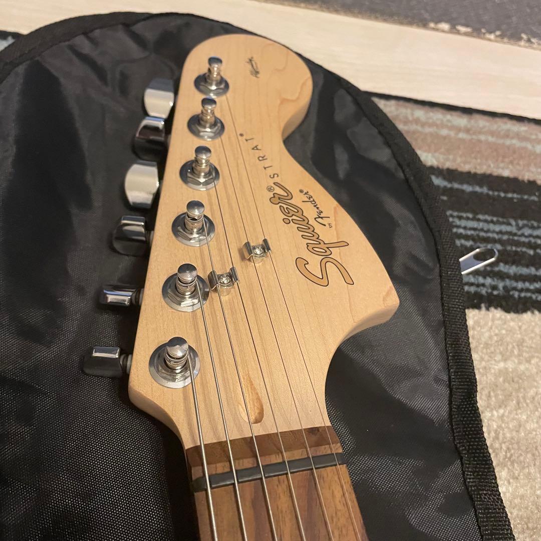 ギター Squier Fender Stratocaster Affinity HSS