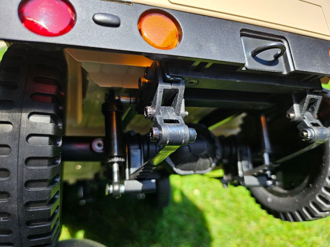 FMS 1/6 スズキジムニーLJ10 リアルRT　 バッテリー日本語取説付き