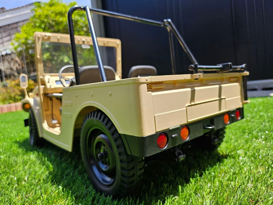 FMS 1/6 スズキジムニーLJ10 リアルRT　 バッテリー日本語取説付き