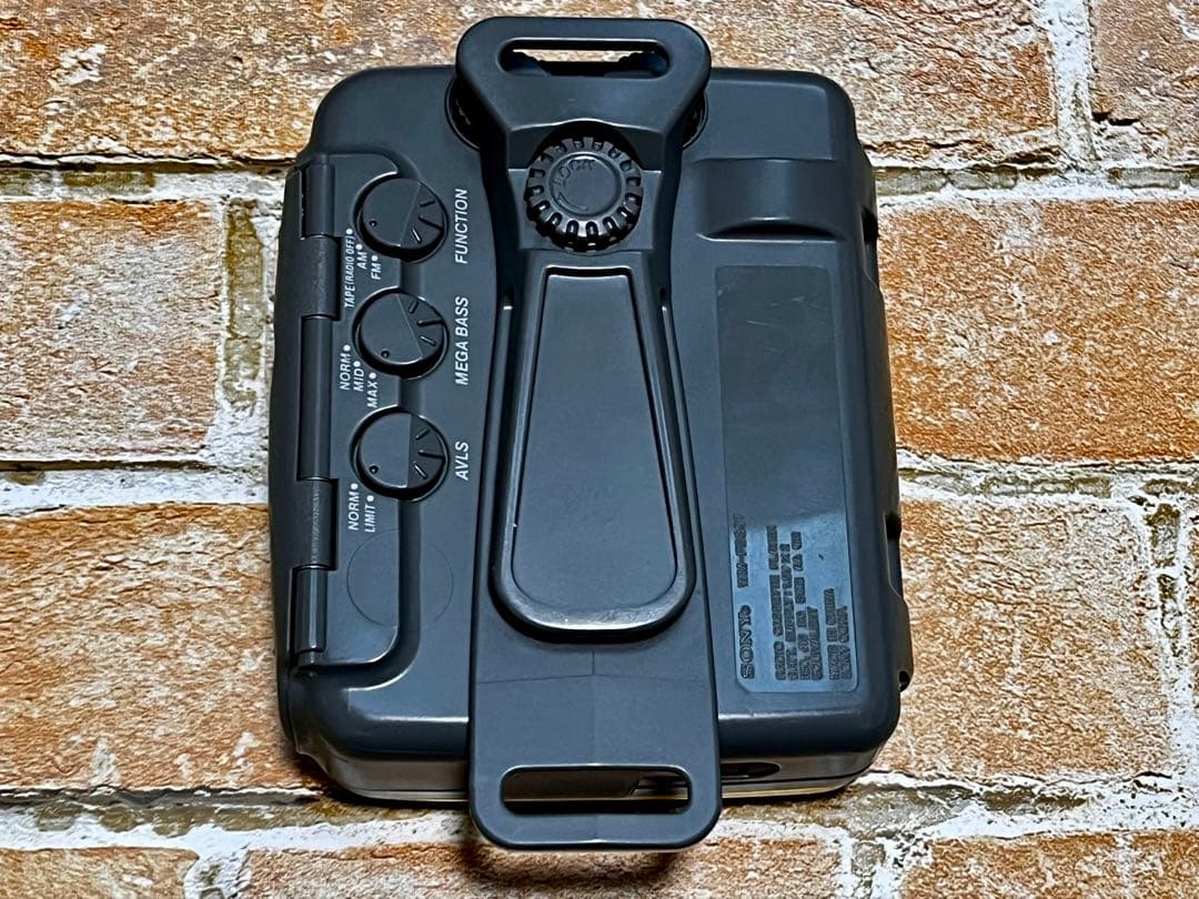 【動作整備品】WM-FS397 ソニー スポーツ ウォークマン 【動作良好】