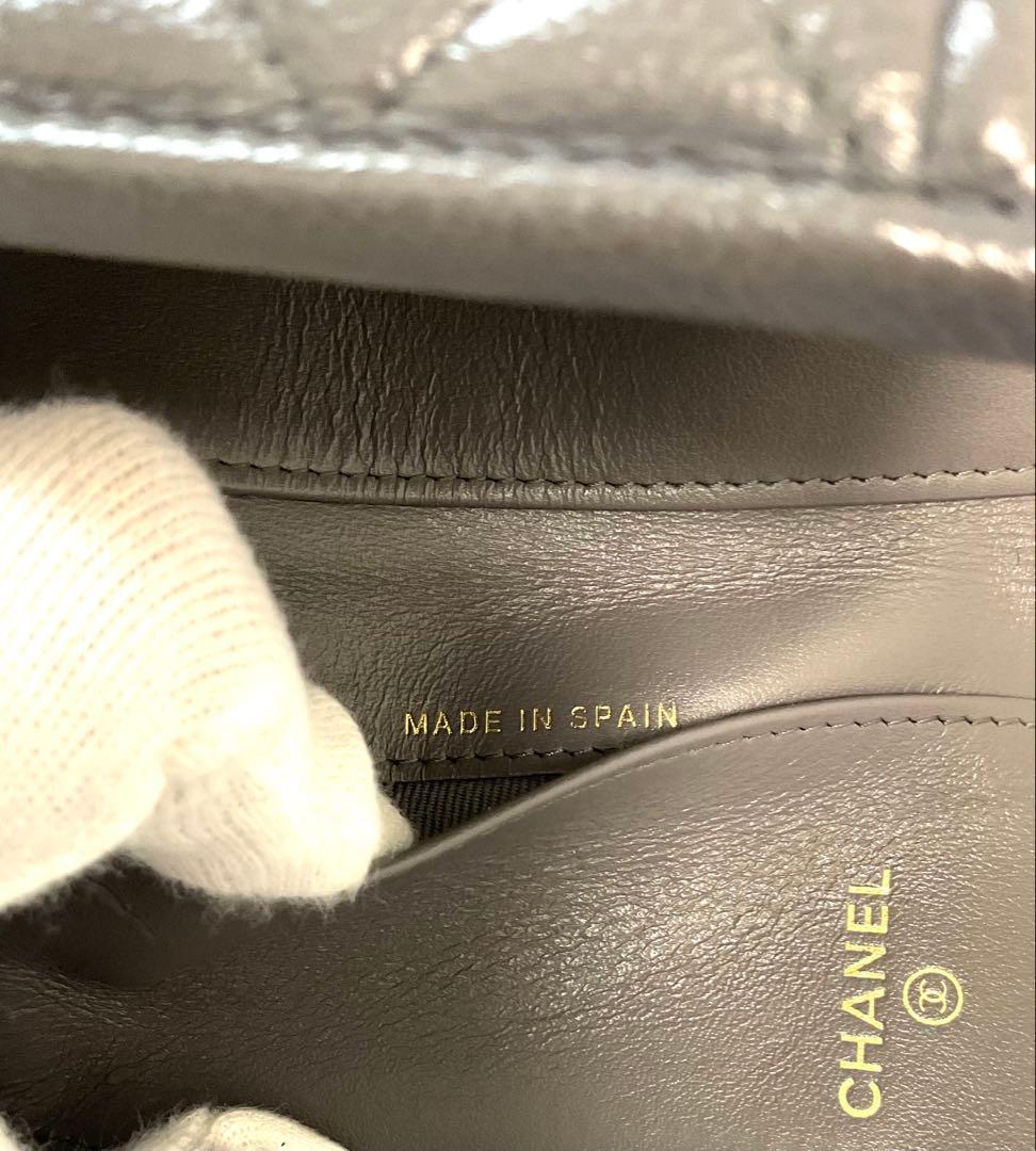 シャネル ボーイシャネル キャビアスキン コンパクトウォレット グレー