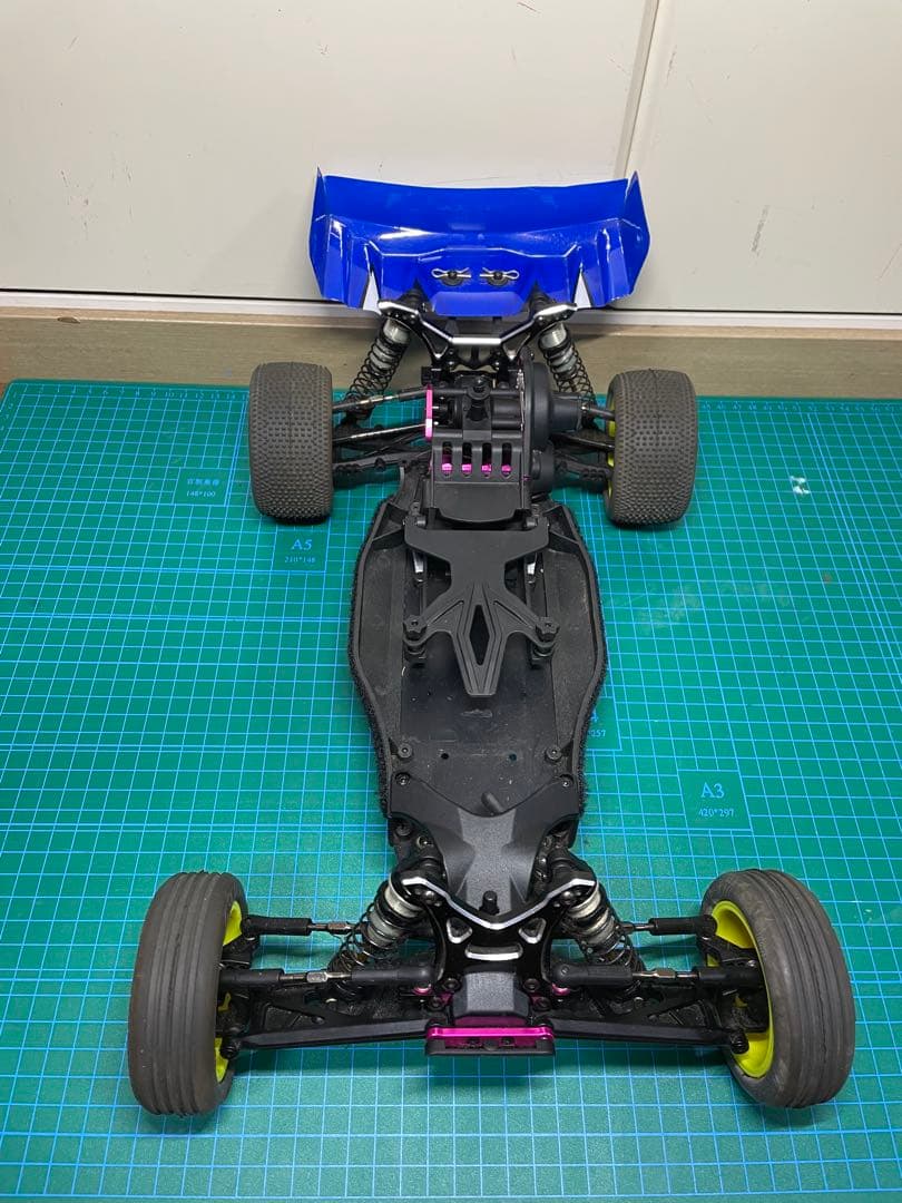 K*a様 3Racing Cactus カクタス　1/10 バギー 青/白