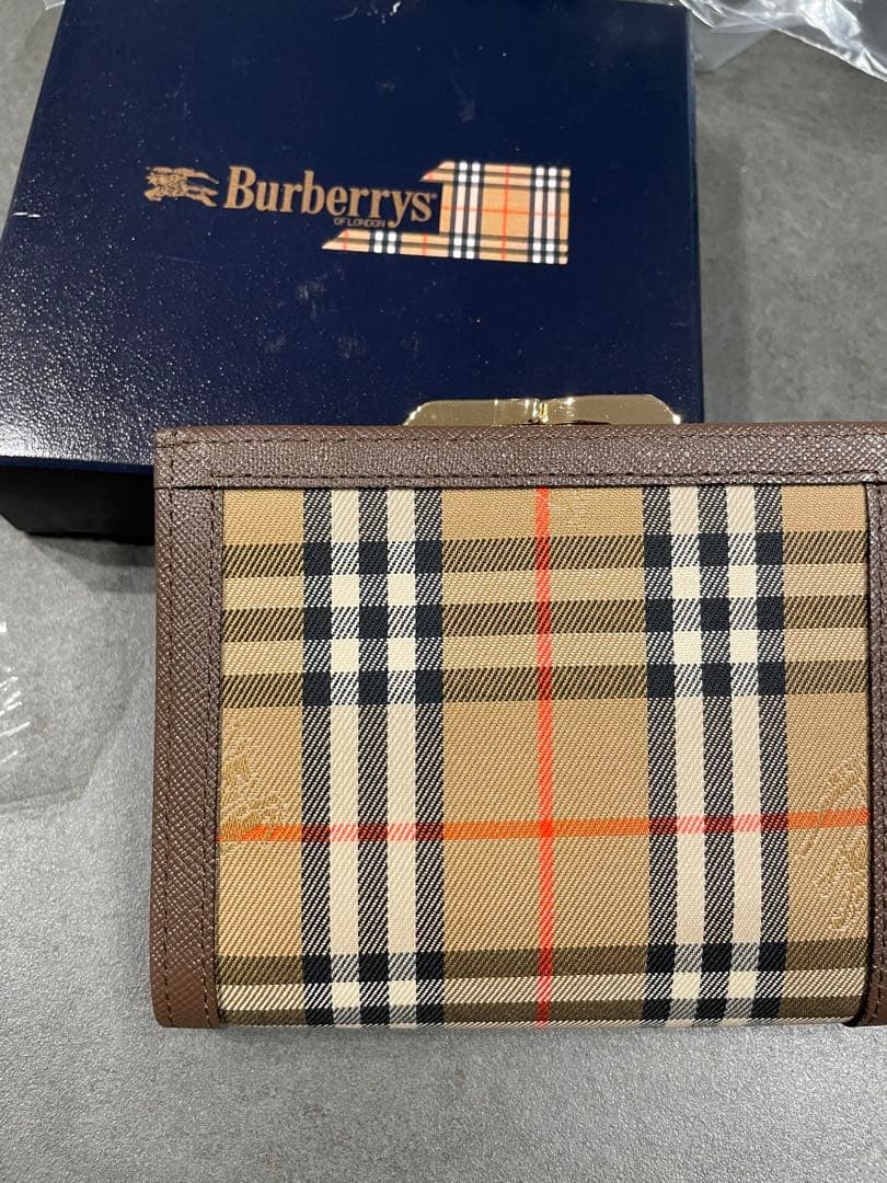 新品　Burberrys チェック柄 二つ折り財布
