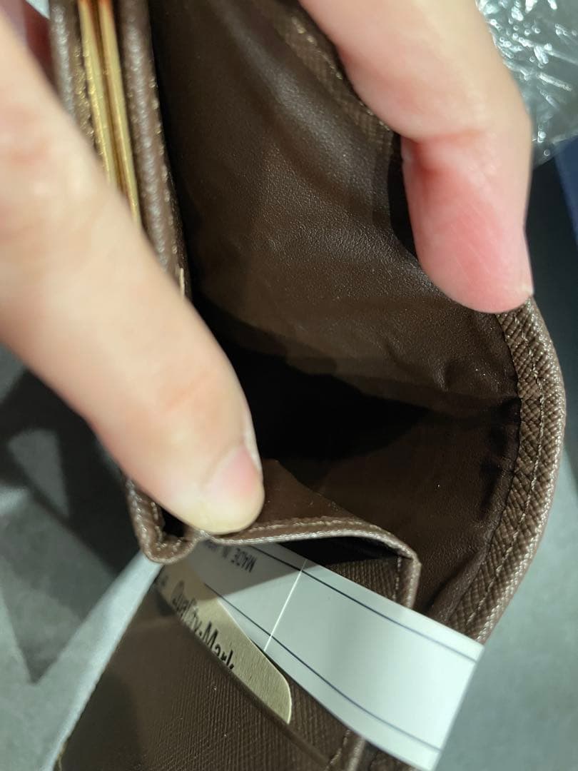 新品　Burberrys チェック柄 二つ折り財布