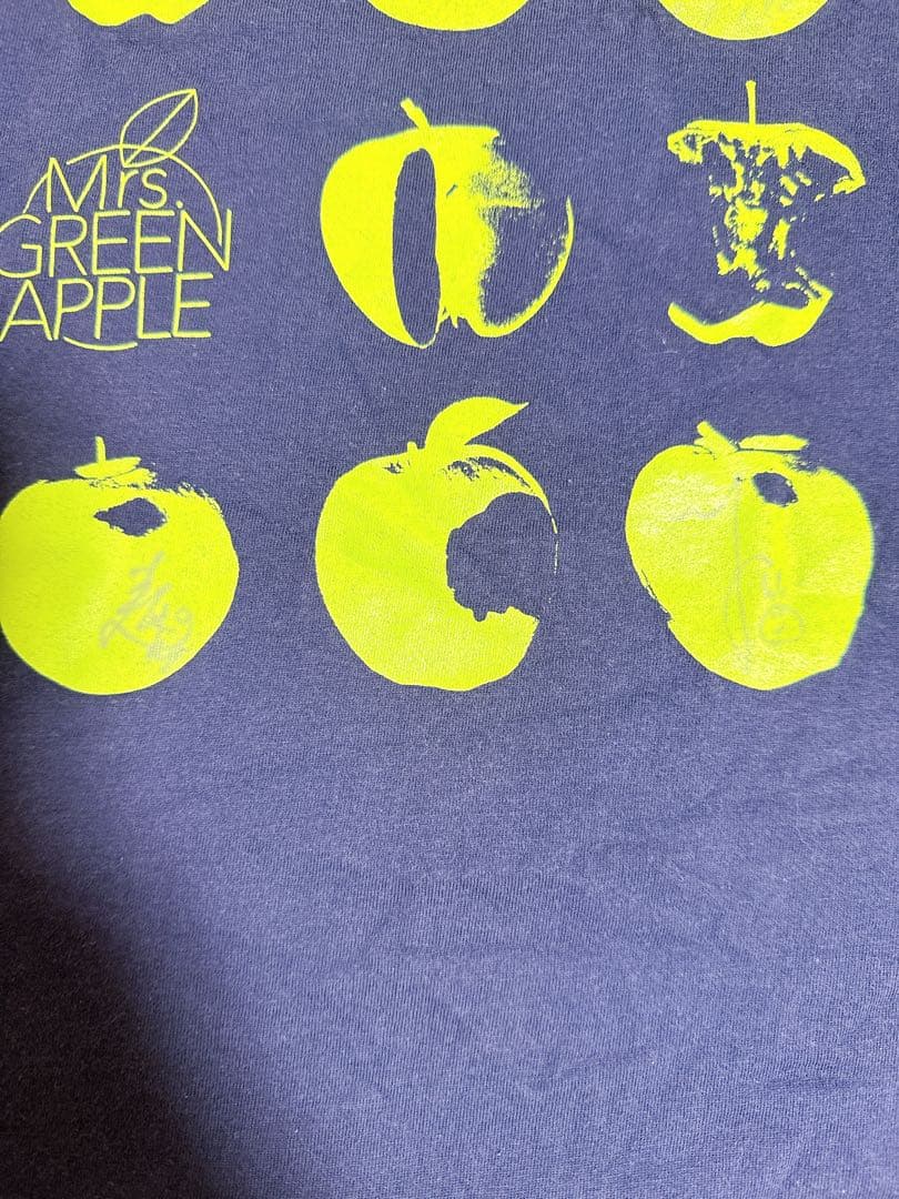 【オリジナルメンバーサイン入り】Mrs.GREEN APPLE バンドTシャツ