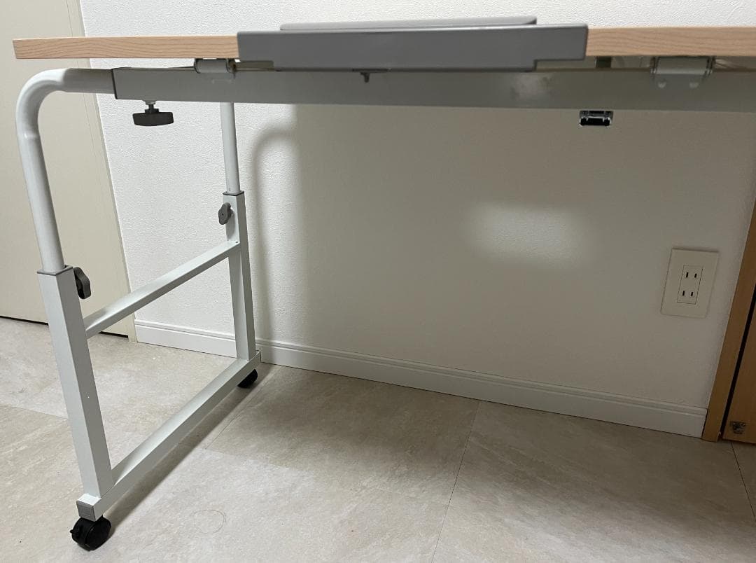 【最終値下げ】ベッドテーブル パソコンデスク 介護用テーブル 液タブ作業台 机