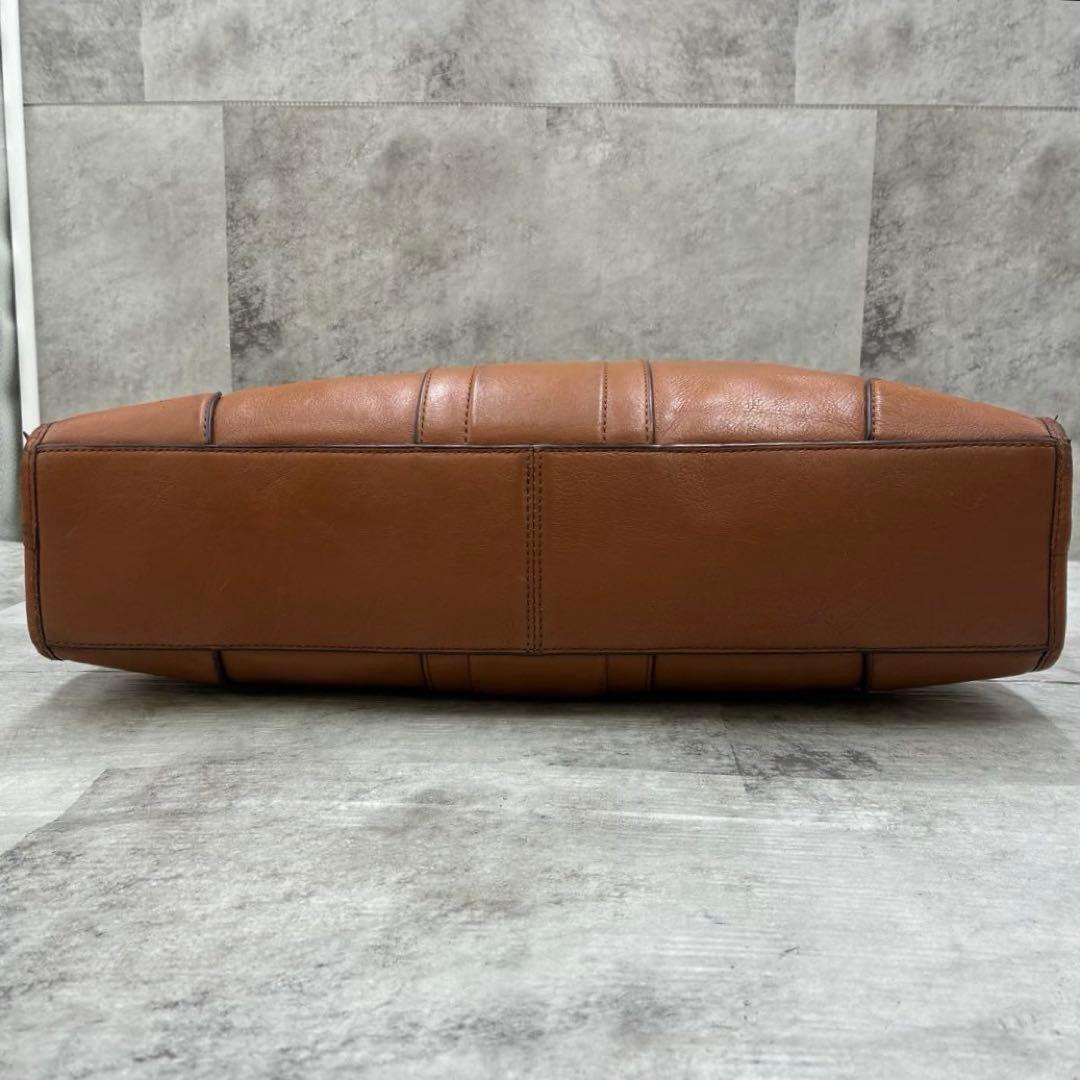 美品 コーチ 2way ビジネスバッグ ブリーフケース レザー 収納多数 A4