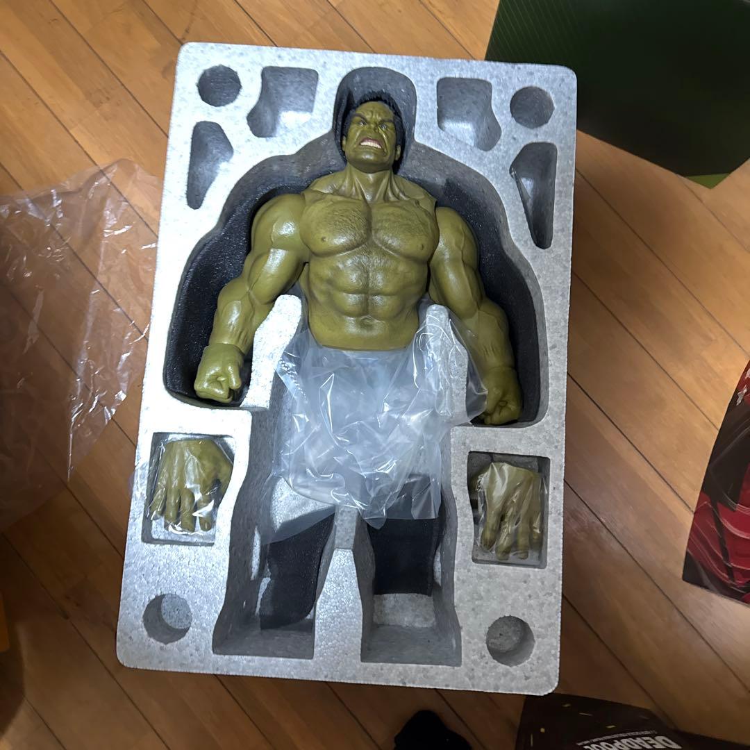ハルク DX版　ホットトイズ
