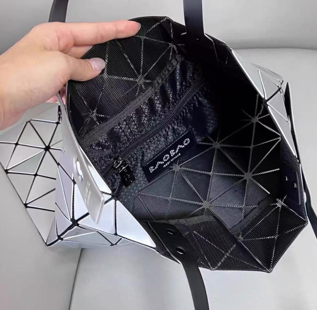 美品♥BAO BAO シルバー トートバッグ