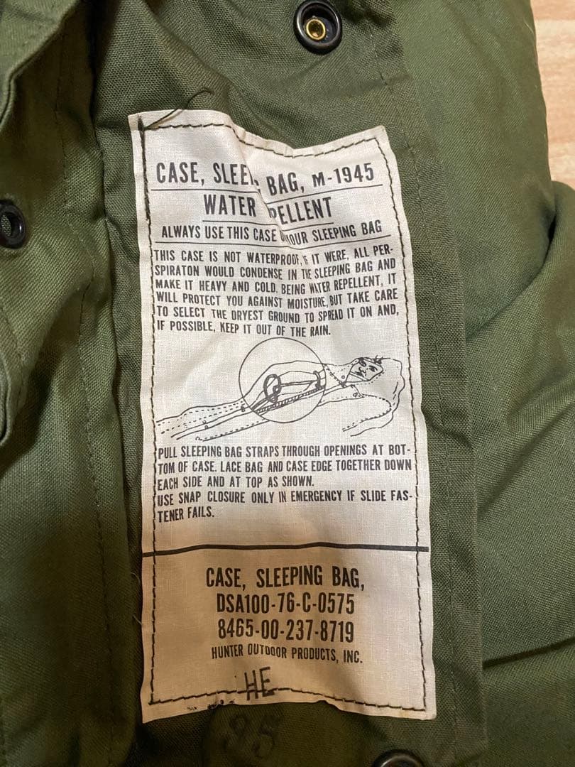 米軍実物　スリーピング　寝袋　シュラフ　カバー、収納袋付き