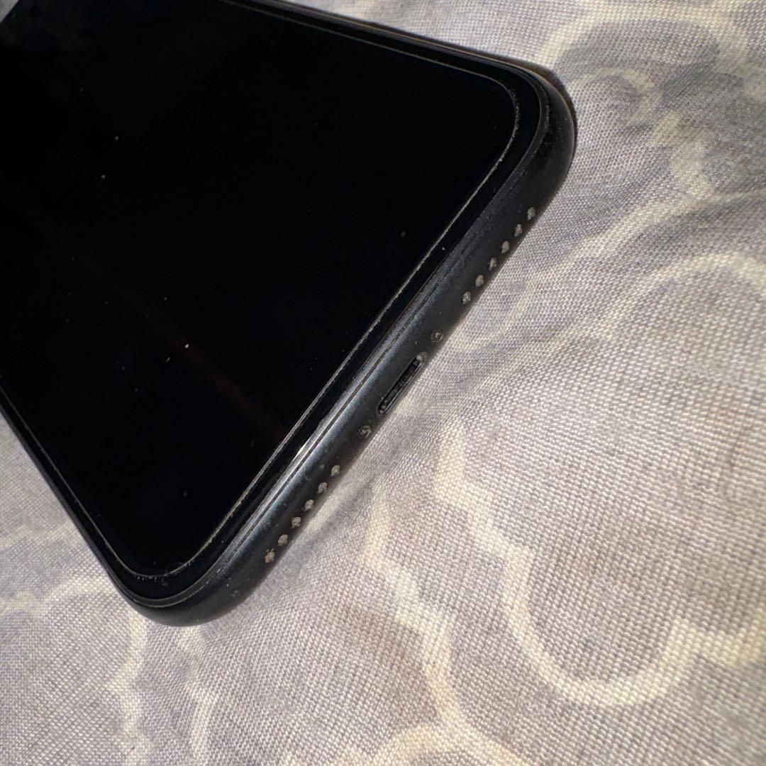 iPhone XR ブラック フリップケース付き