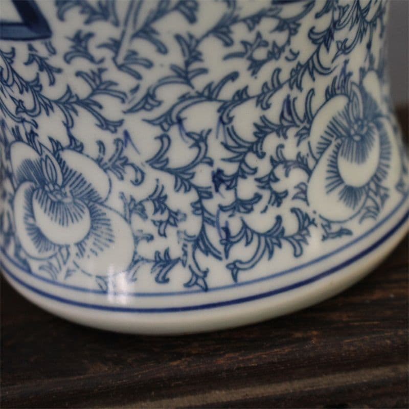 青花双喜纏枝紋将軍蓋 景徳鎮 陶磁器 装飾品 現代工芸品 美術品 置物