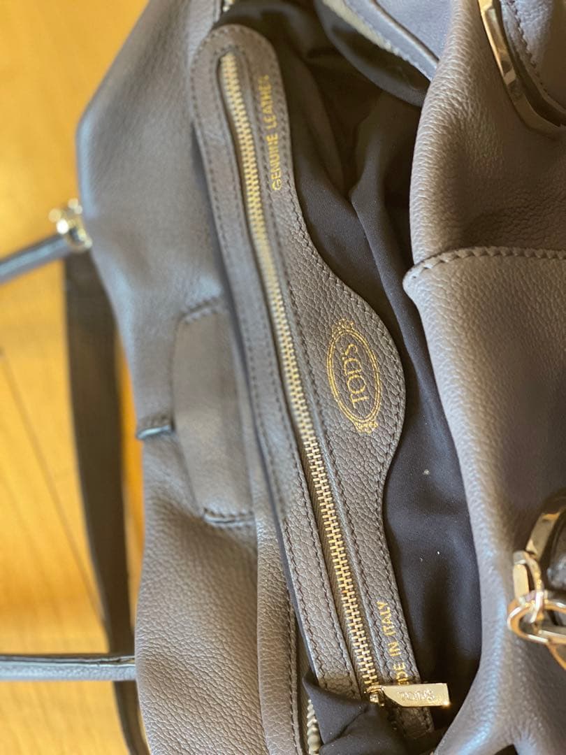 Tod’s D Bow Bag トッズ　グレー　レザー ハンドバッグ
